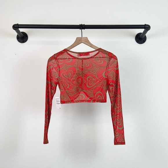 NWT Lisa Says Gah Eleanor Mesh Long Sleeve Ruched Crop Top Wild Hearts Red - Picture 6 of 7